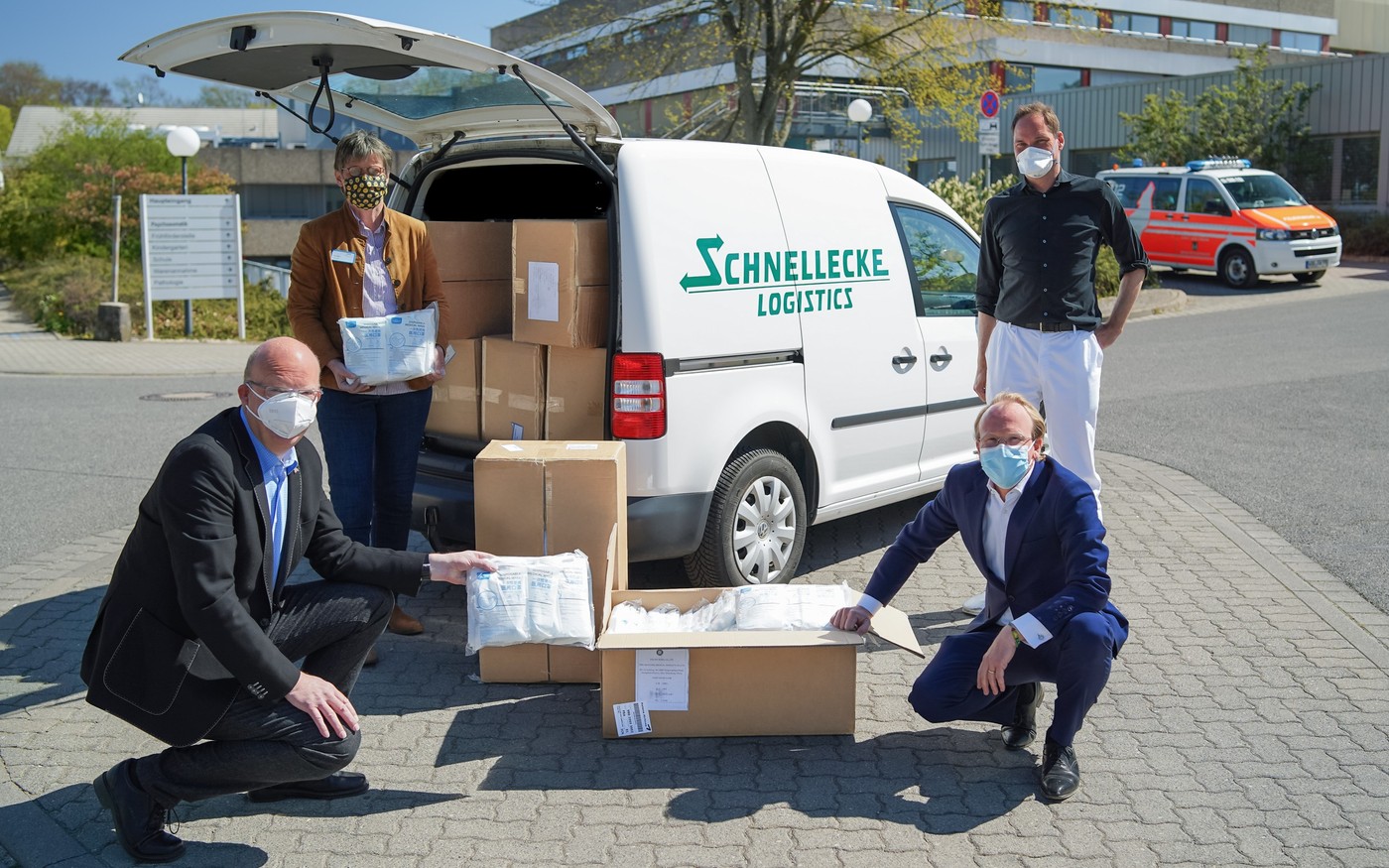 Schnellecke Logistics Donates 30,000 Mouth-Nose Protectors to Wolfsburg Hospital
